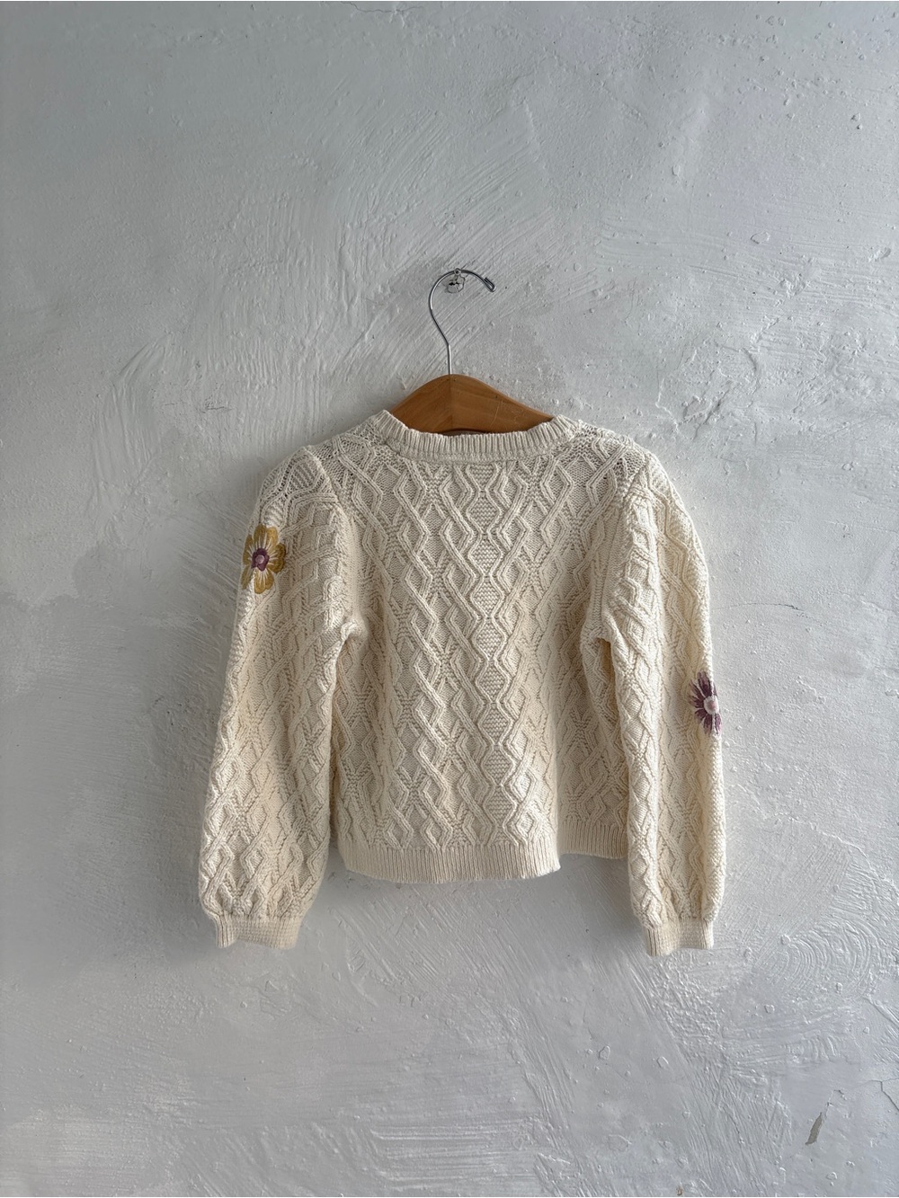 Cynthia Rowley size 4T knot floral sweater - Picture 7 of 7